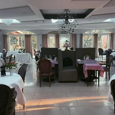 Du Lingousto Hotel 4*